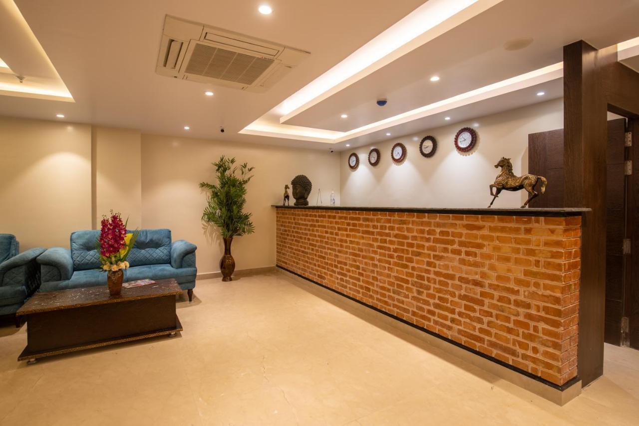 Hotel Palm International Butwal Esterno foto