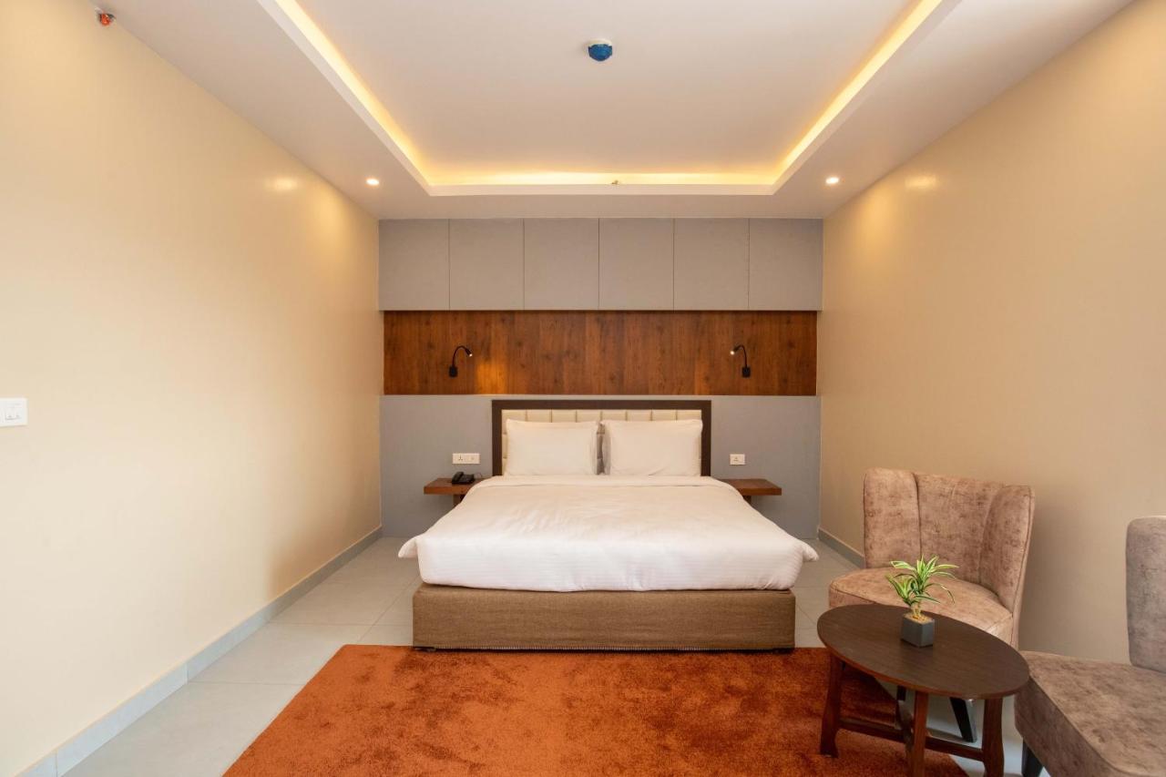 Hotel Palm International Butwal Esterno foto