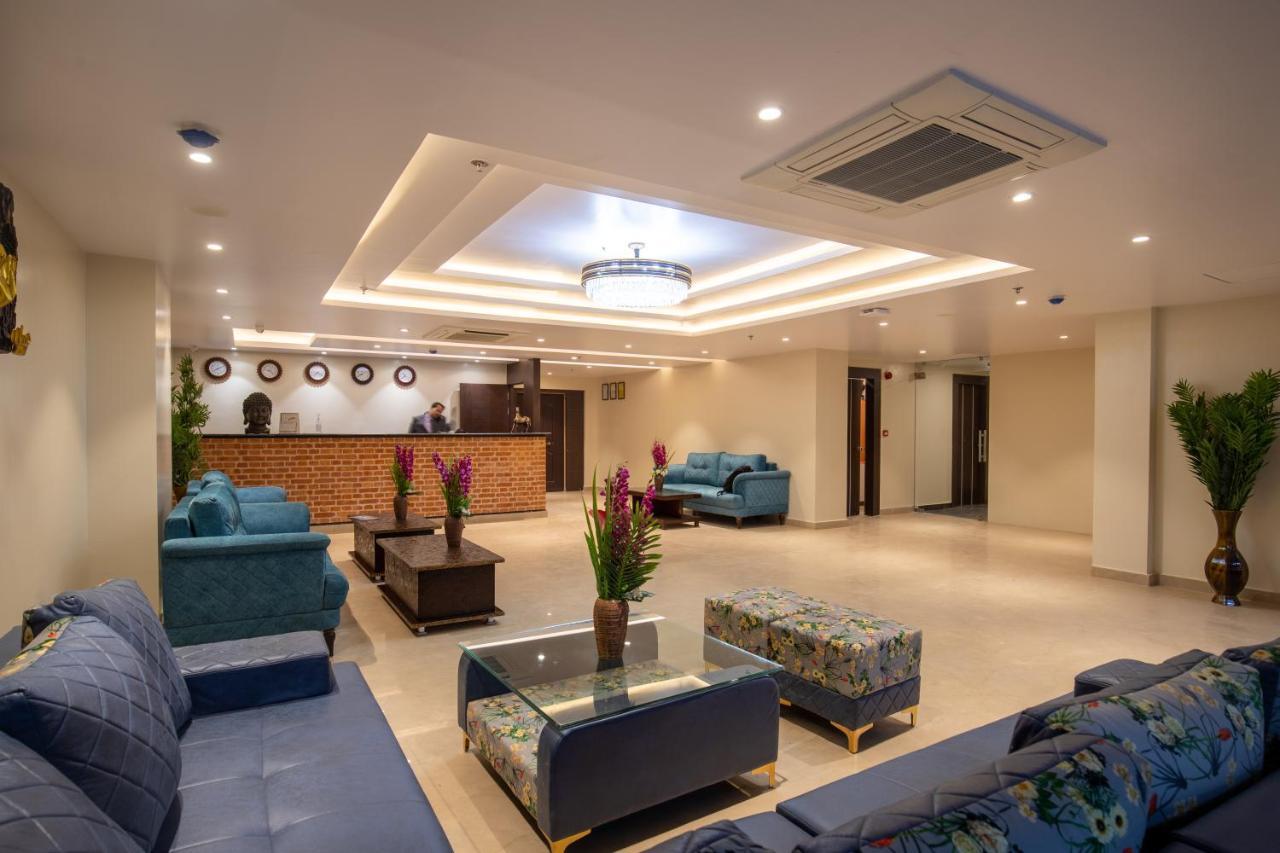 Hotel Palm International Butwal Esterno foto