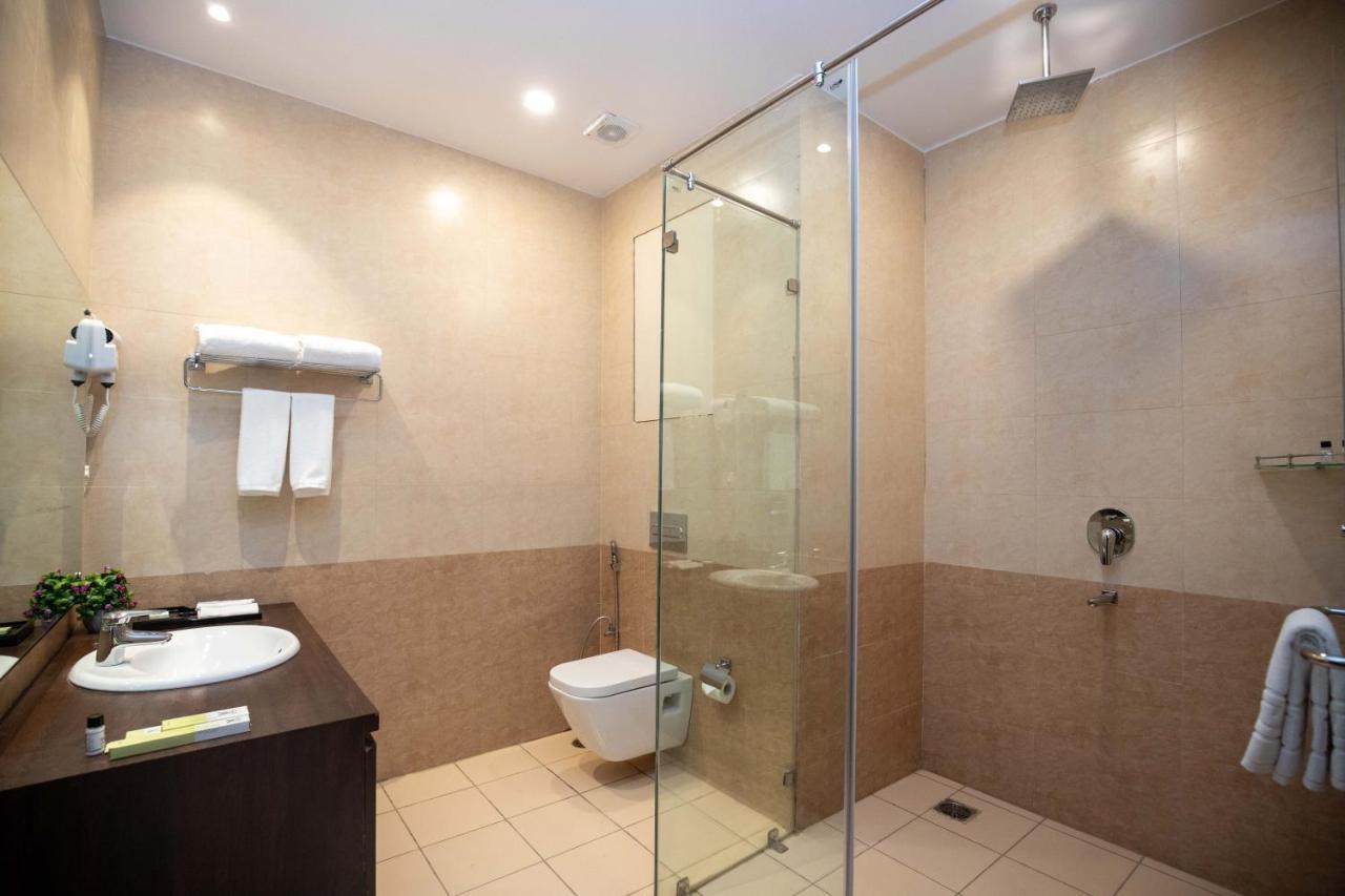 Hotel Palm International Butwal Esterno foto