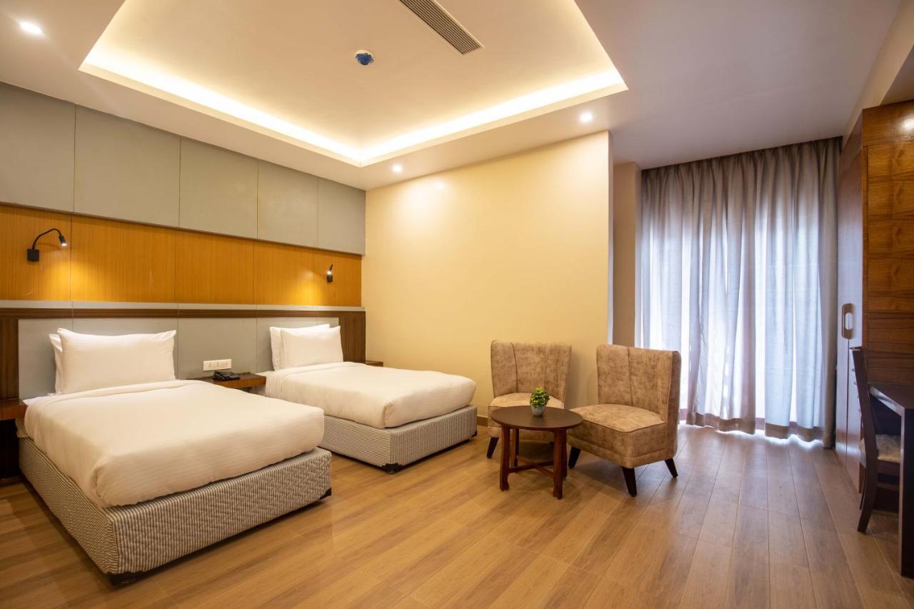 Hotel Palm International Butwal Esterno foto
