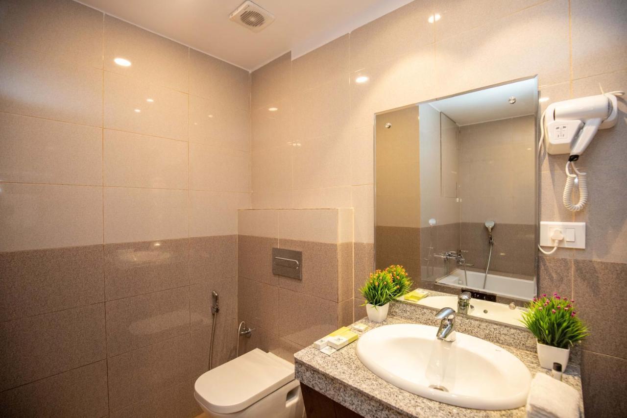 Hotel Palm International Butwal Esterno foto