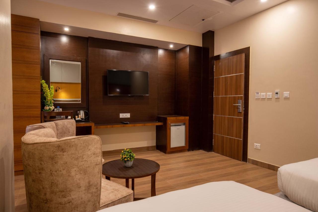 Hotel Palm International Butwal Esterno foto