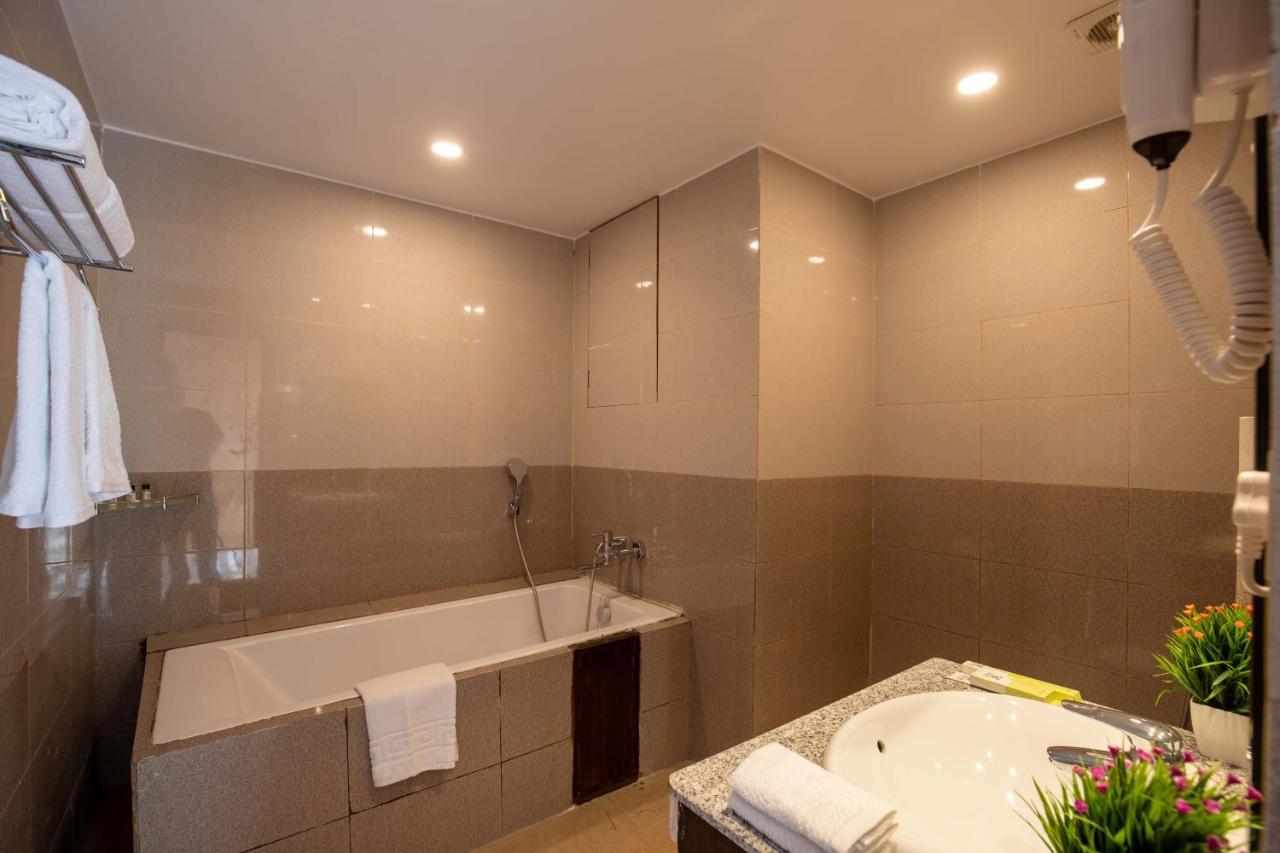 Hotel Palm International Butwal Esterno foto