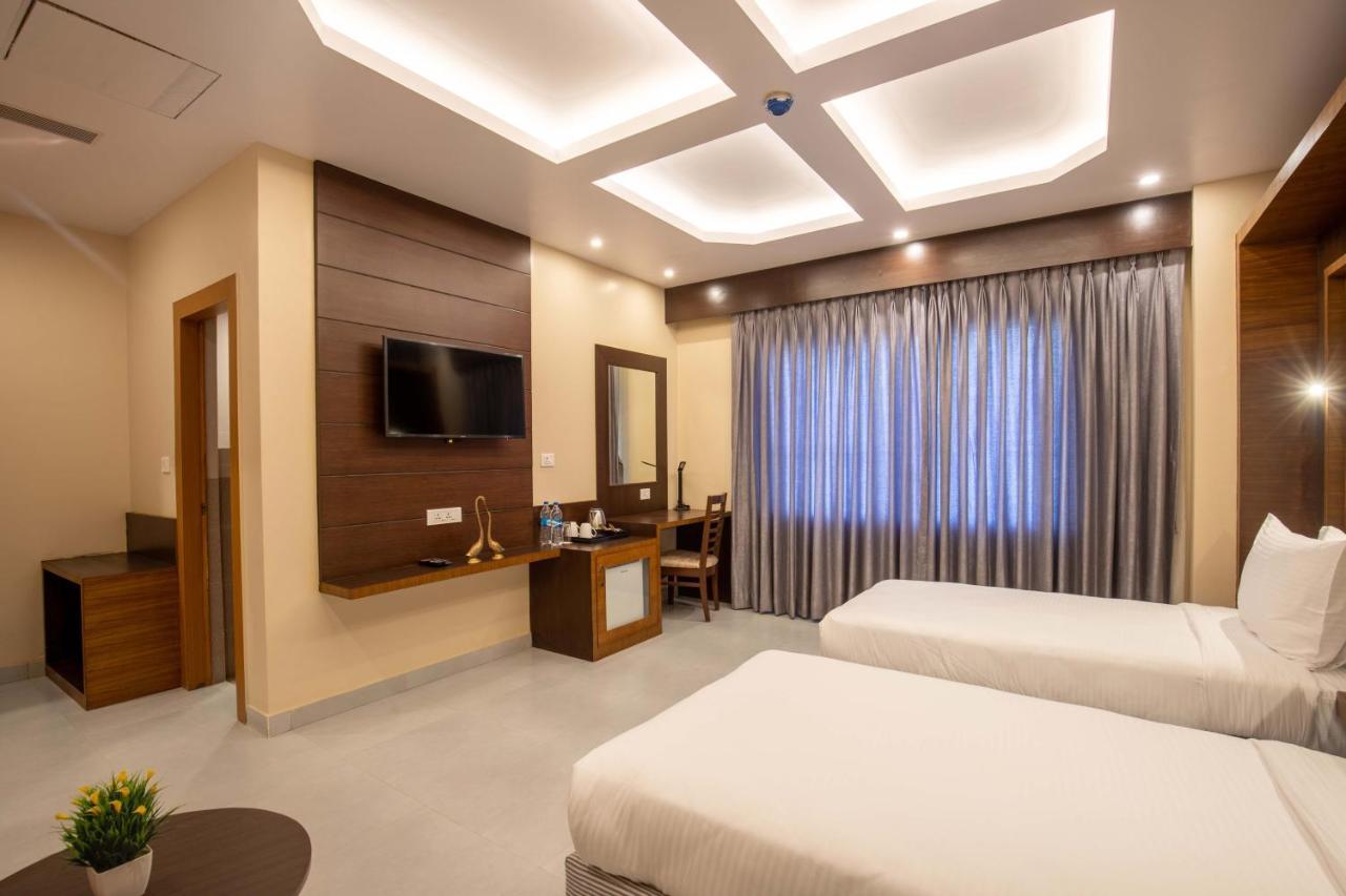 Hotel Palm International Butwal Esterno foto