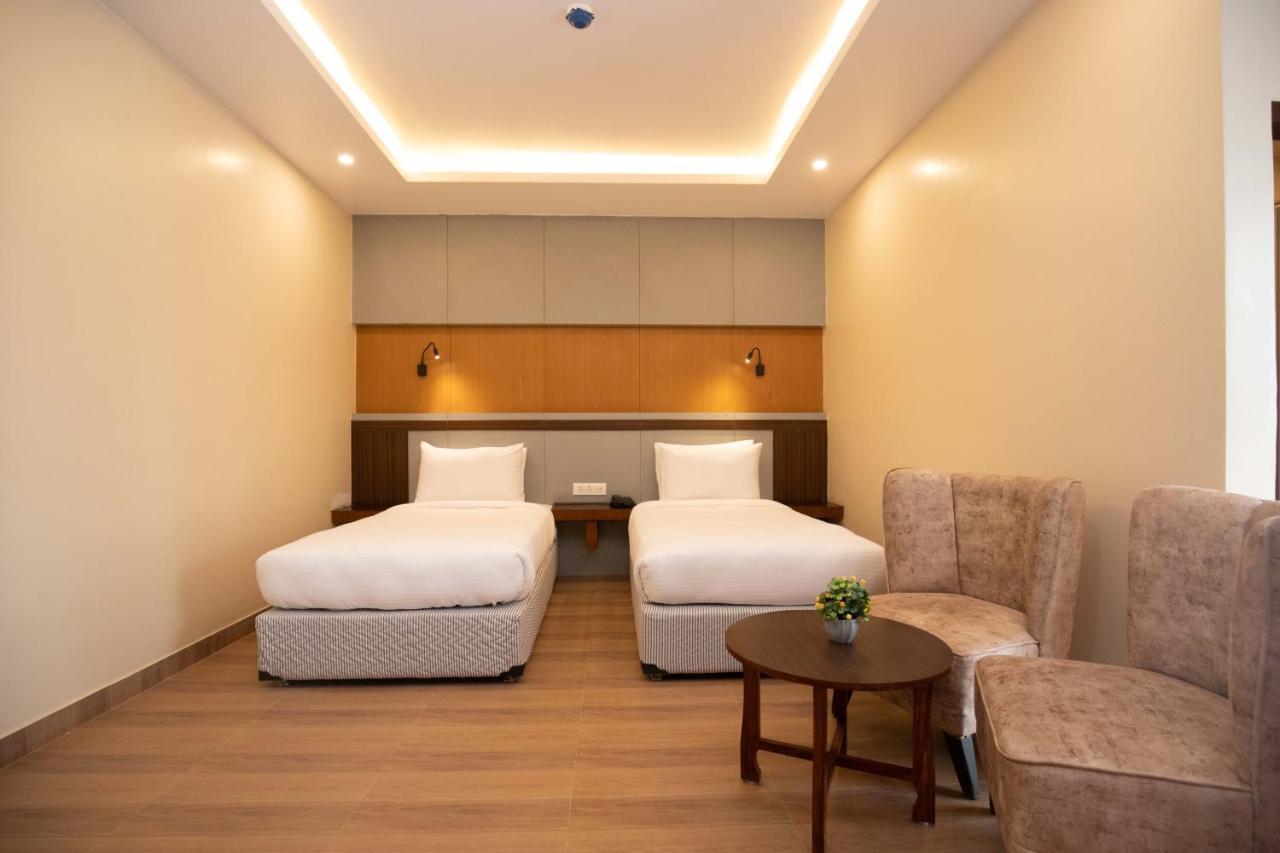 Hotel Palm International Butwal Esterno foto