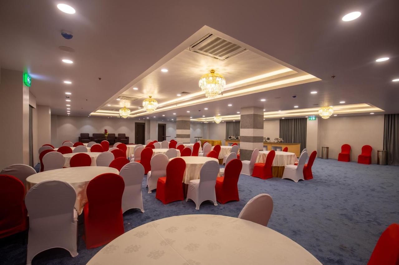 Hotel Palm International Butwal Esterno foto