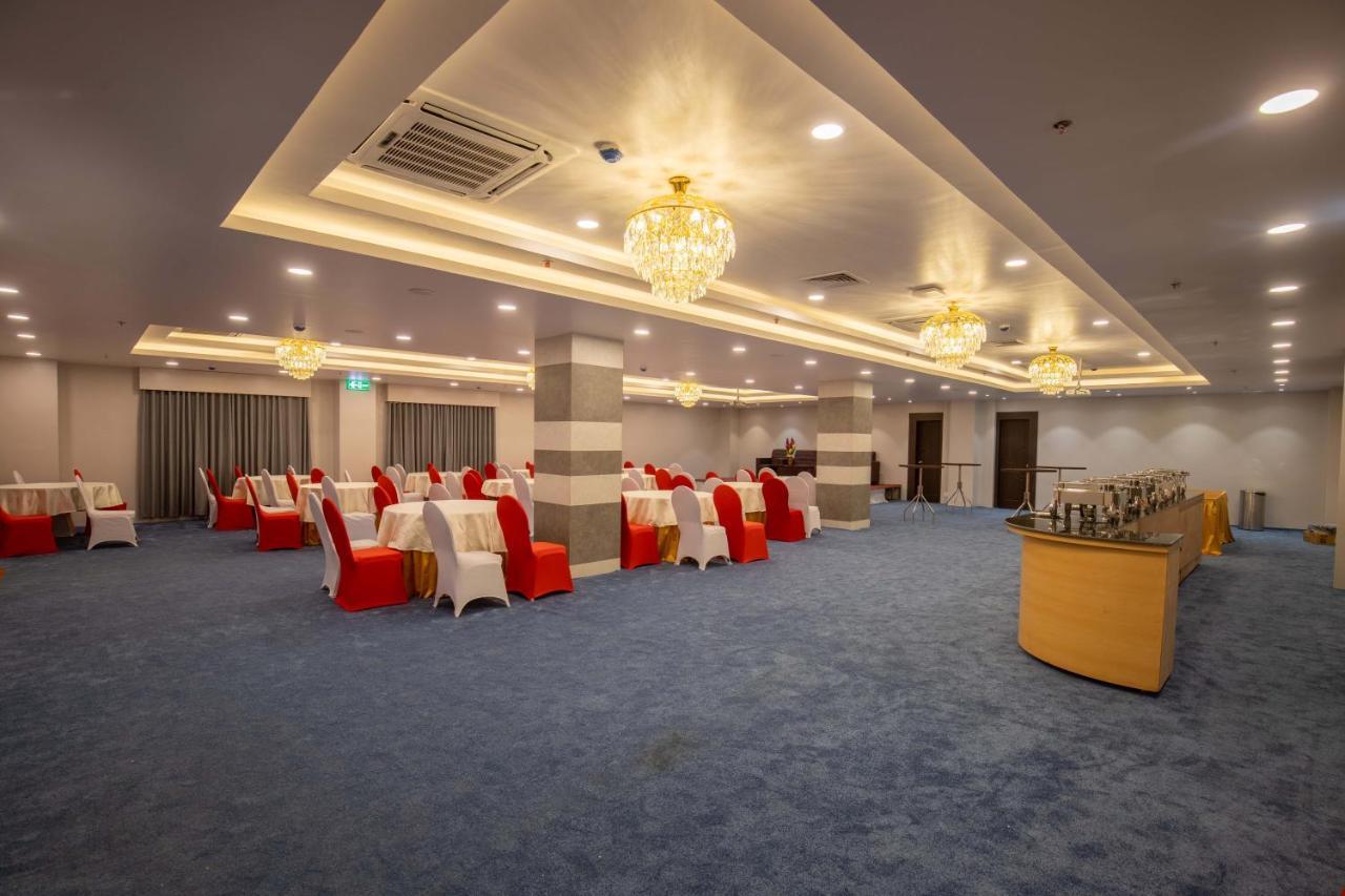 Hotel Palm International Butwal Esterno foto