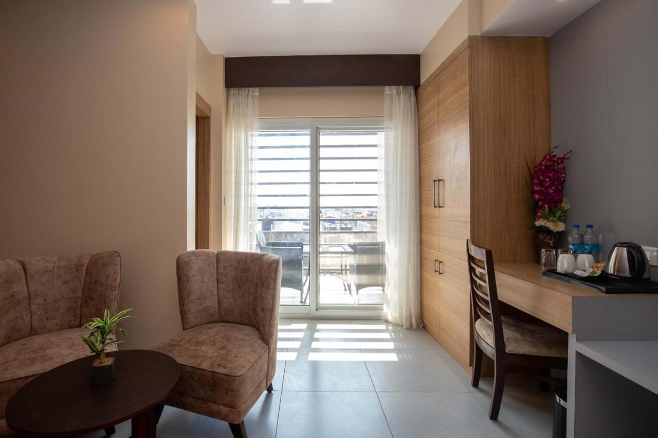 Hotel Palm International Butwal Esterno foto